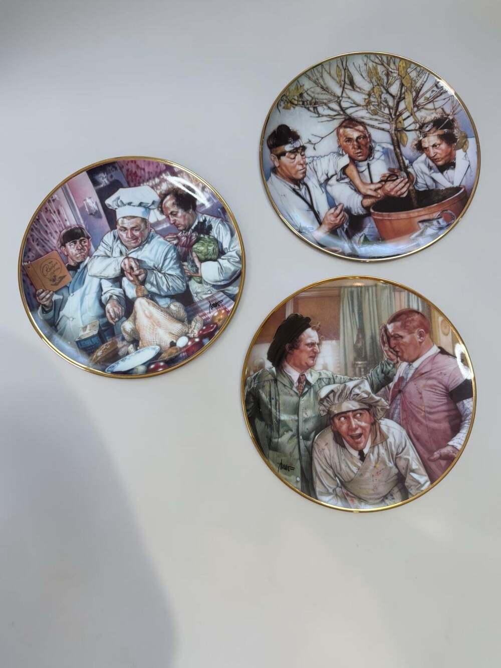 3 Vintage 1994 The Three Stooges Limited Edition Decorative Collector Plates